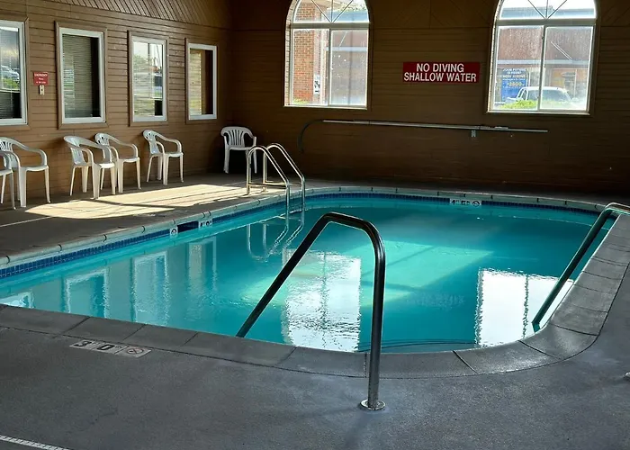 Econo Hotel *
